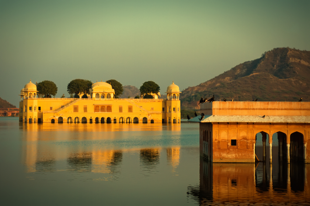 SPLENDID TOUR TO GOLDEN TRIANGLE